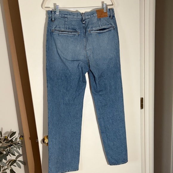 Women's Blue Jeans - Picture 5 of 5
